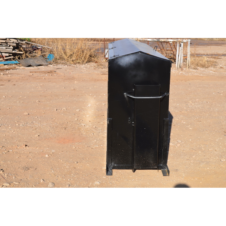 BAR 6 1000# FEED DISPENSER BLACK FOR HAY BED