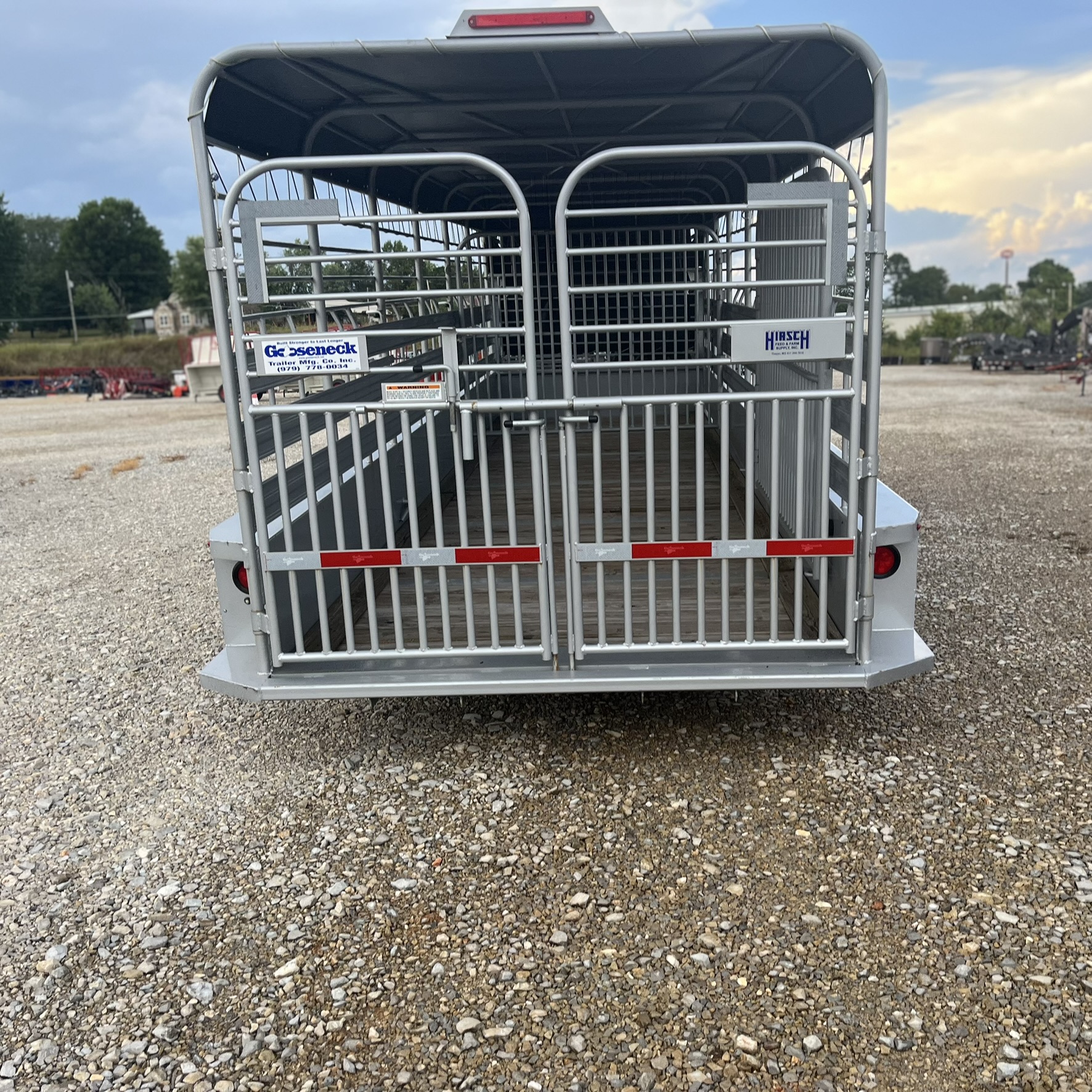 GOOSENCEK 24\'X6\'8\" STEEL CATTLE TRAILER