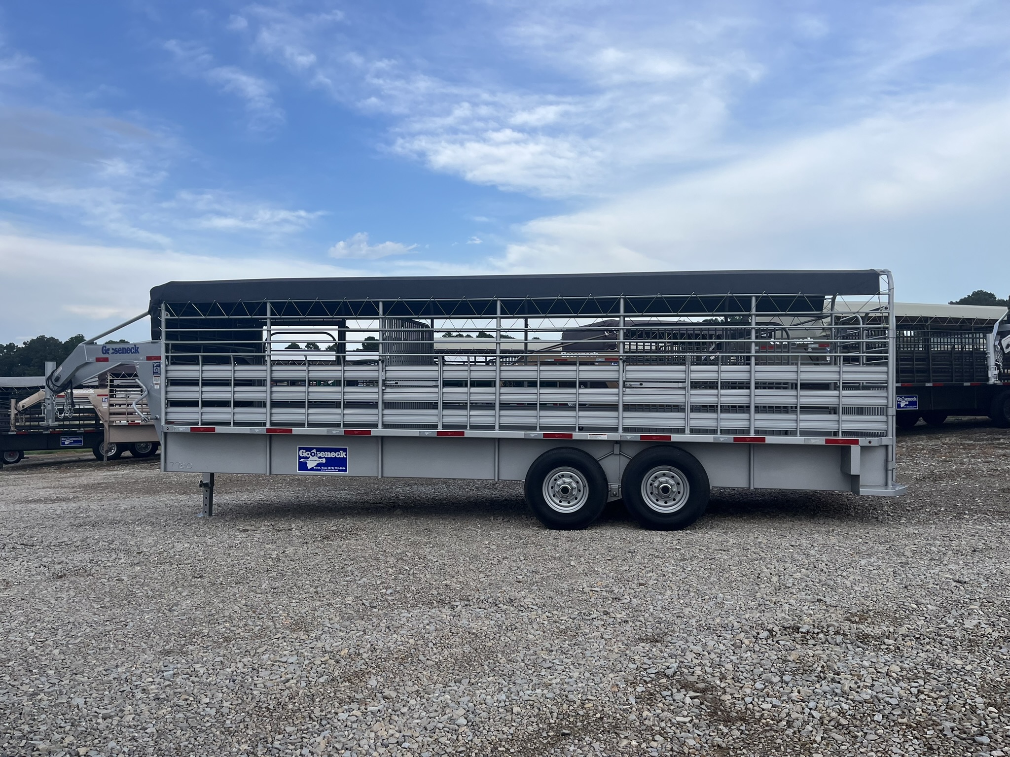 GOOSENCEK 24\'X6\'8\" STEEL CATTLE TRAILER