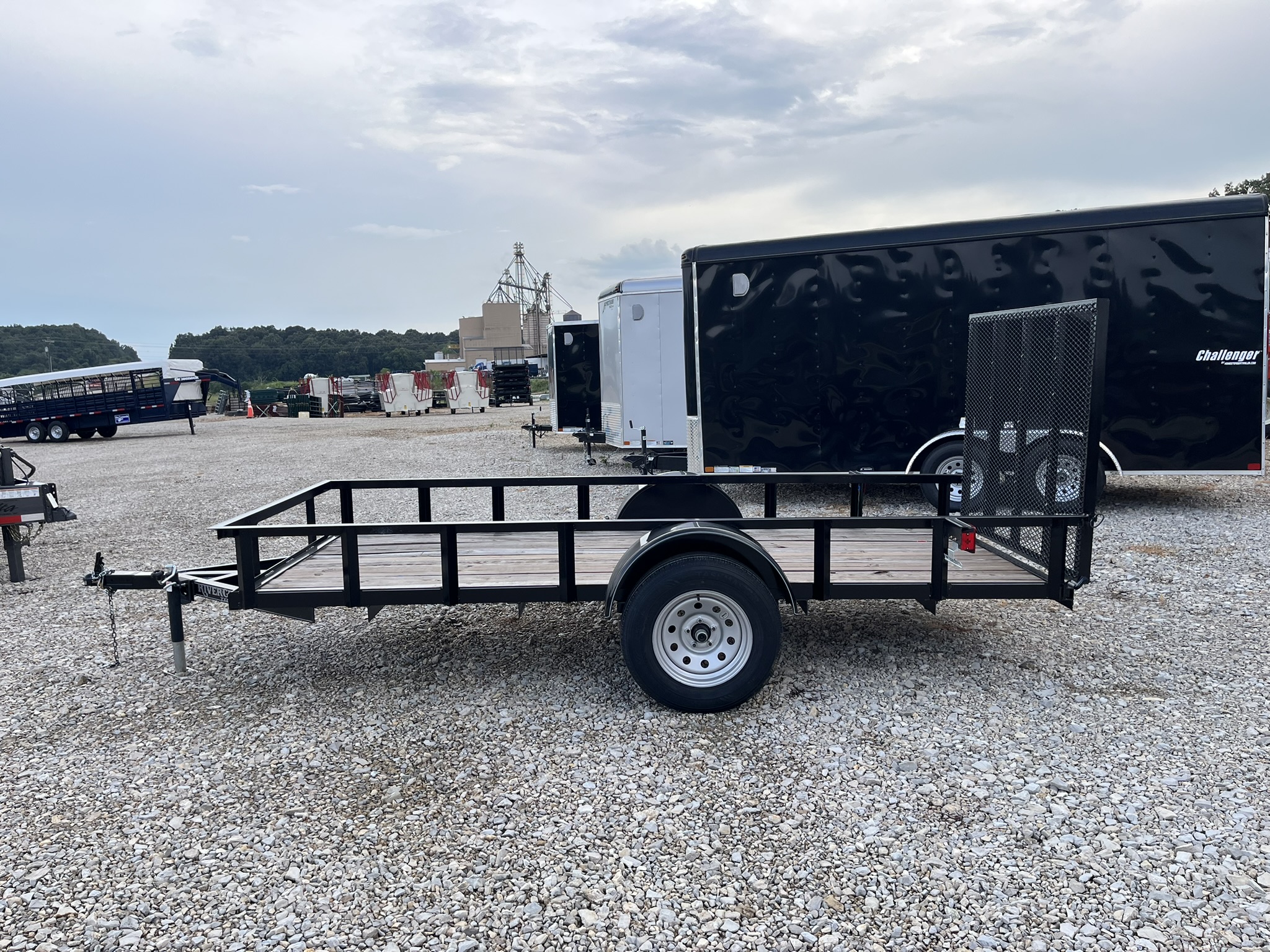 RIVERCRAFT 5\'X12\' UTILITY TRAILER