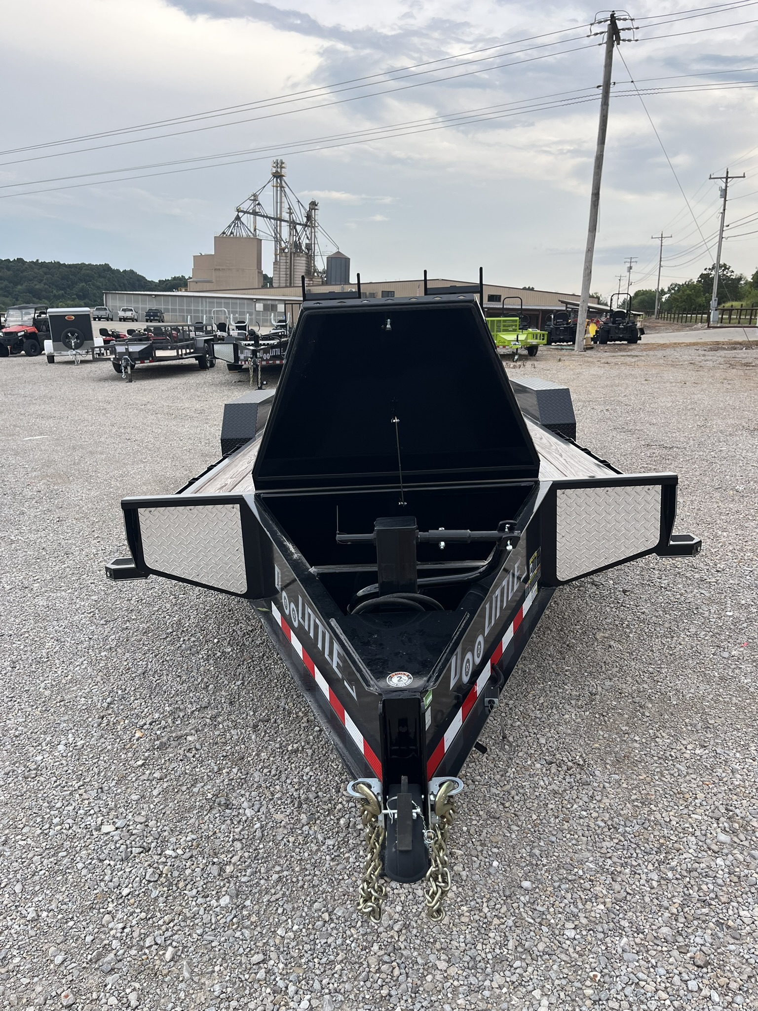 DOOLITTLE 20\' FLATBED TRAILER WITH RAMPS