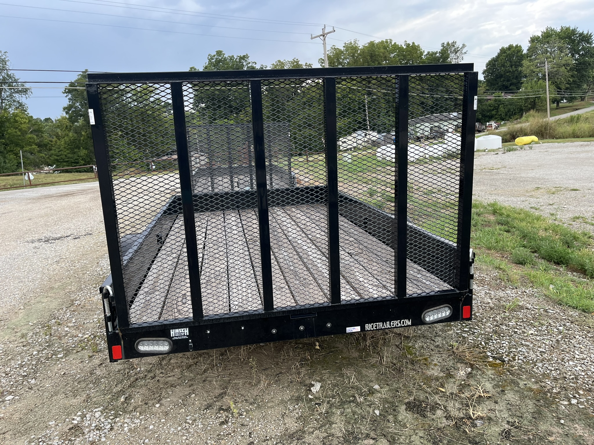 RICE 12\' STEALTH TRAILER