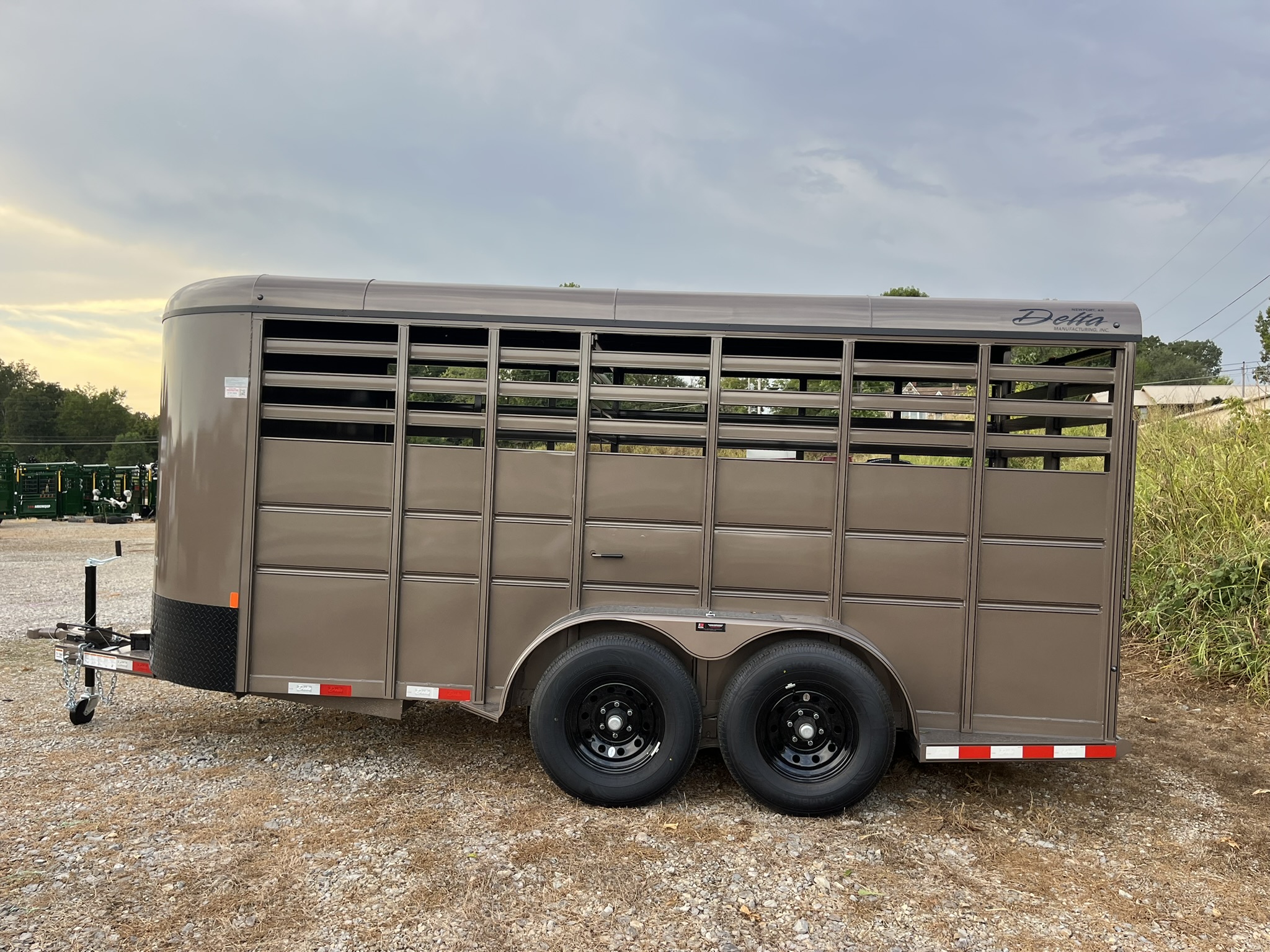 DELTA 16' BUMPER PULL STOCK TRAILER