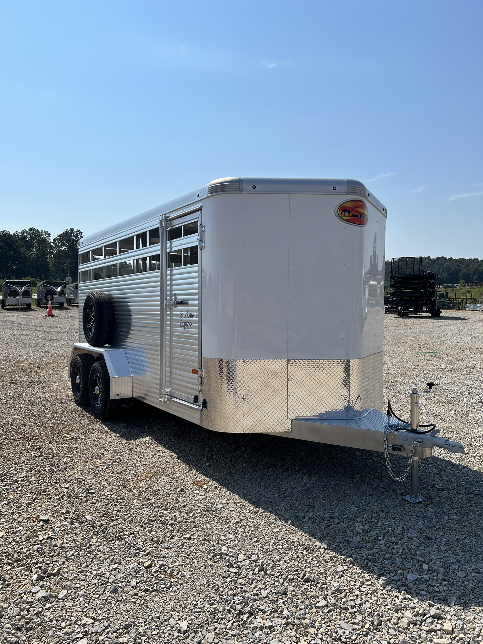 SUNDOWNER 16\' STOCKMAN TRAILER