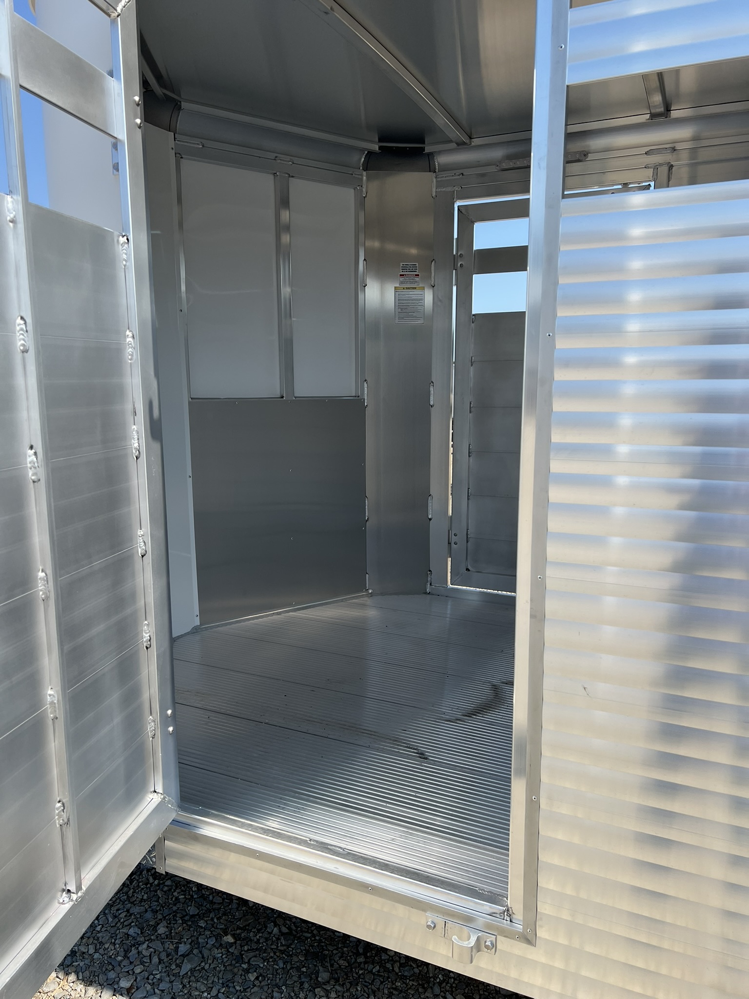 SUNDOWNER 16\' STOCKMAN TRAILER