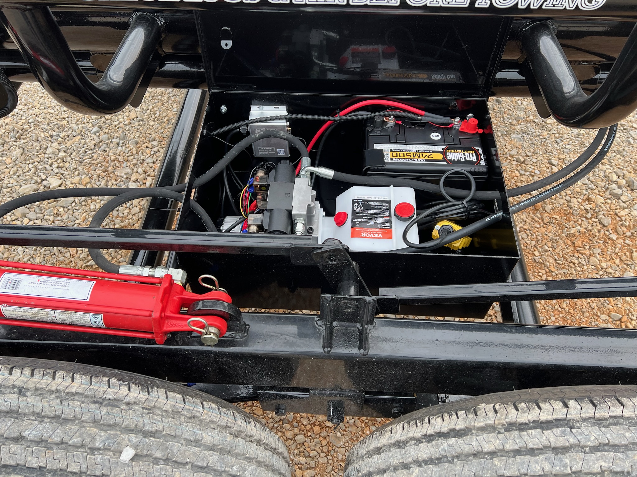 36\' EZHAUL HYDRAULIC DUMP BALE HAULER