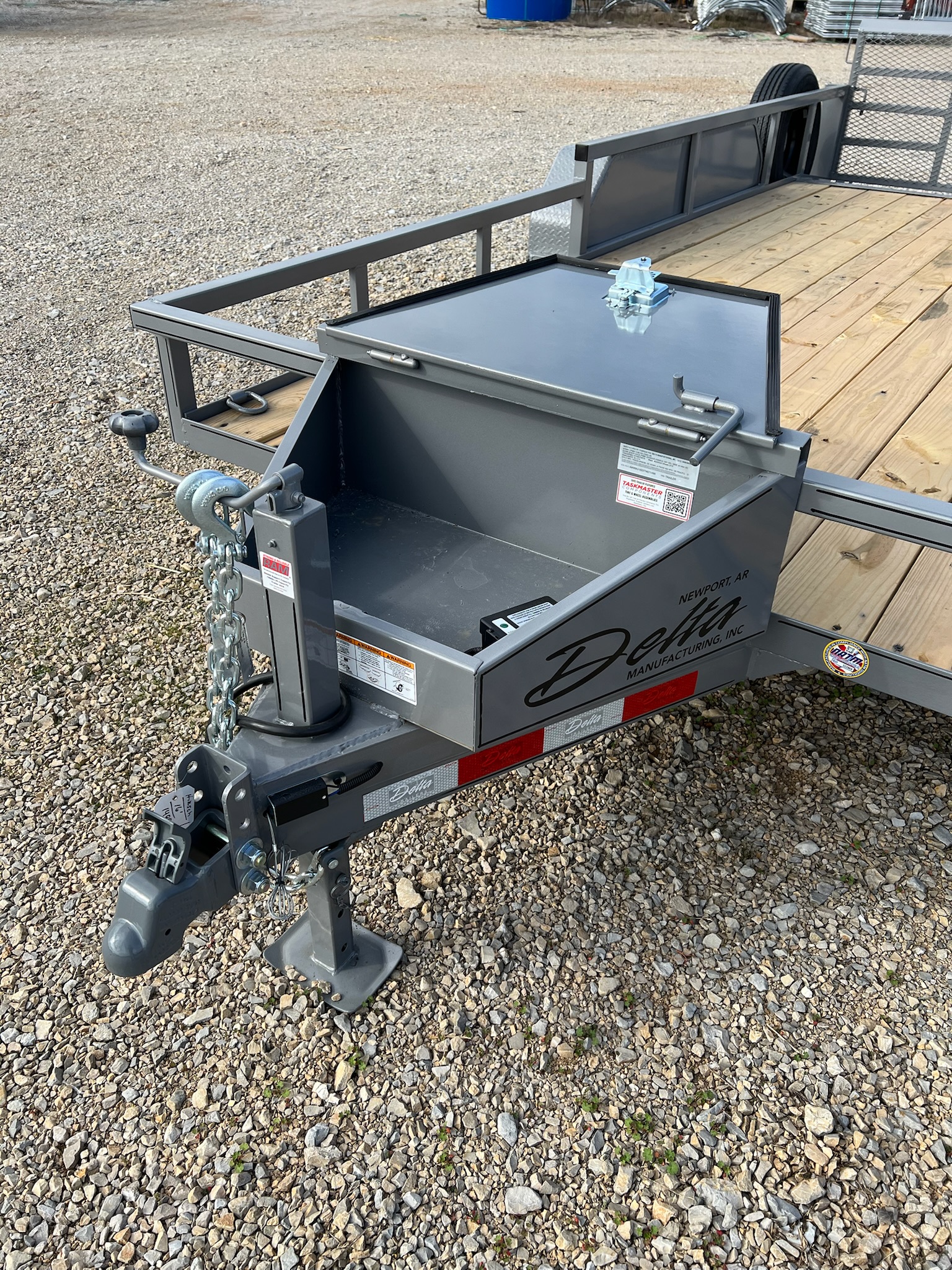 DELTA 16\' UTILITY TRAILER