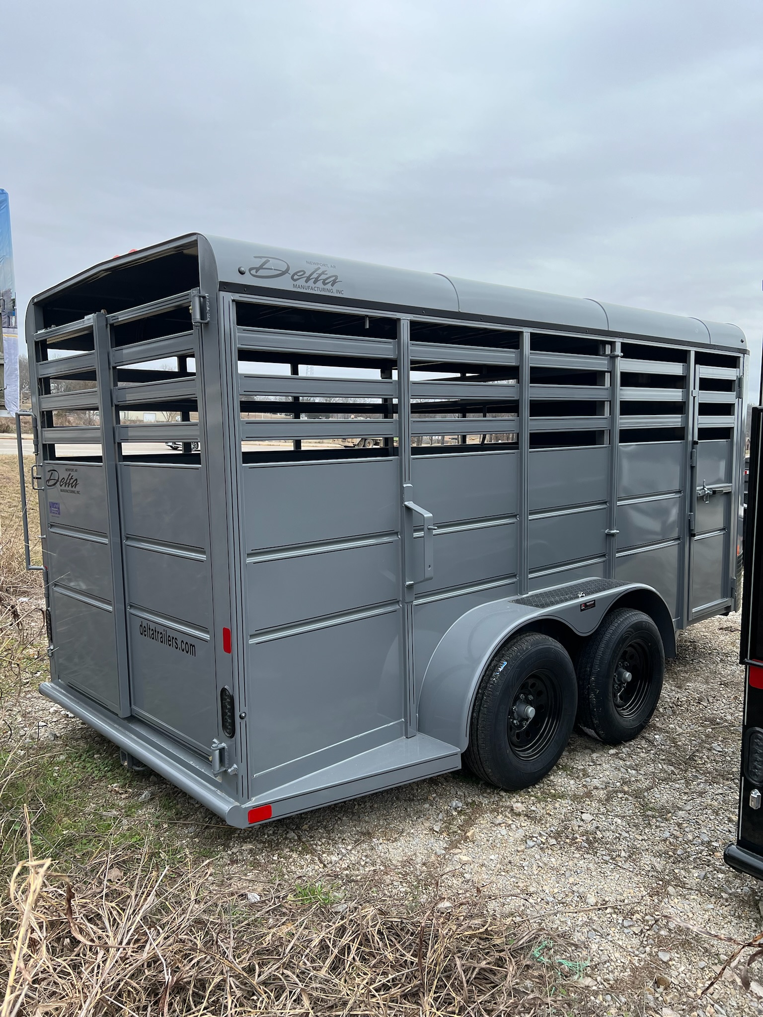 DELTA 16\' BUMPER PULL STOCK TRAILER