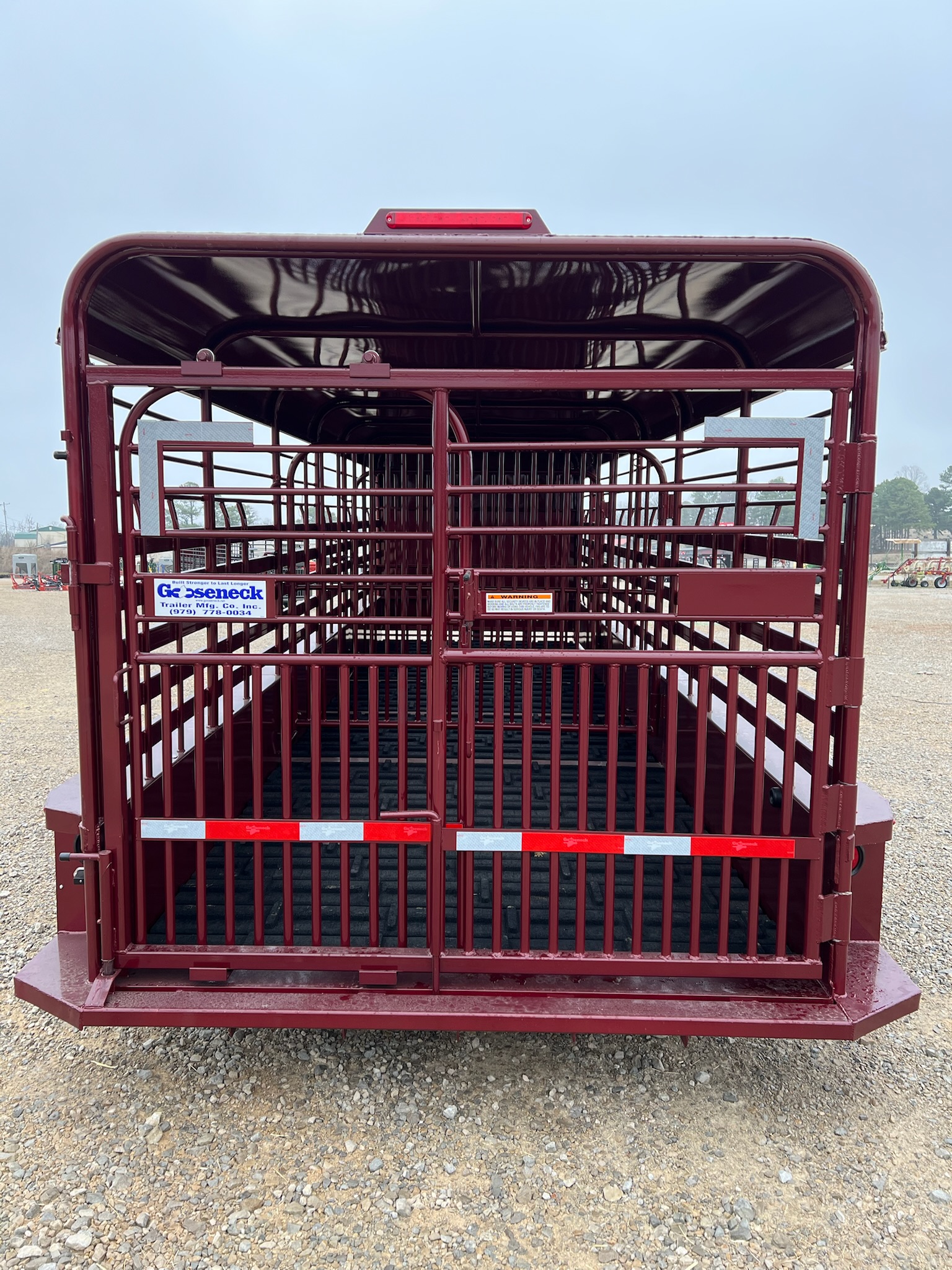 TRL GOOSENECK 24\'X 6\'8\" STOCK MT