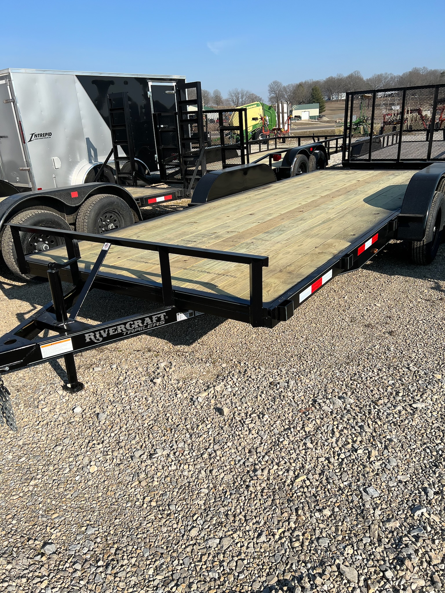 RIVERCRAFT 18' CAR HAULER