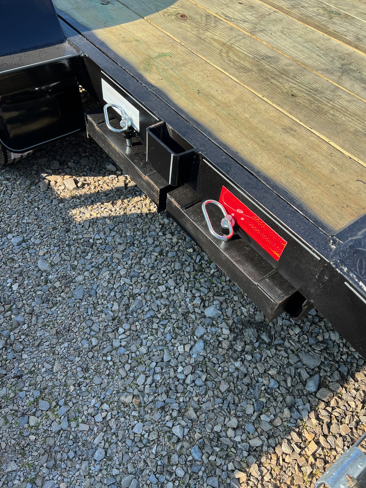 RIVERCRAFT 18\' DOVETAIL CAR HAULER