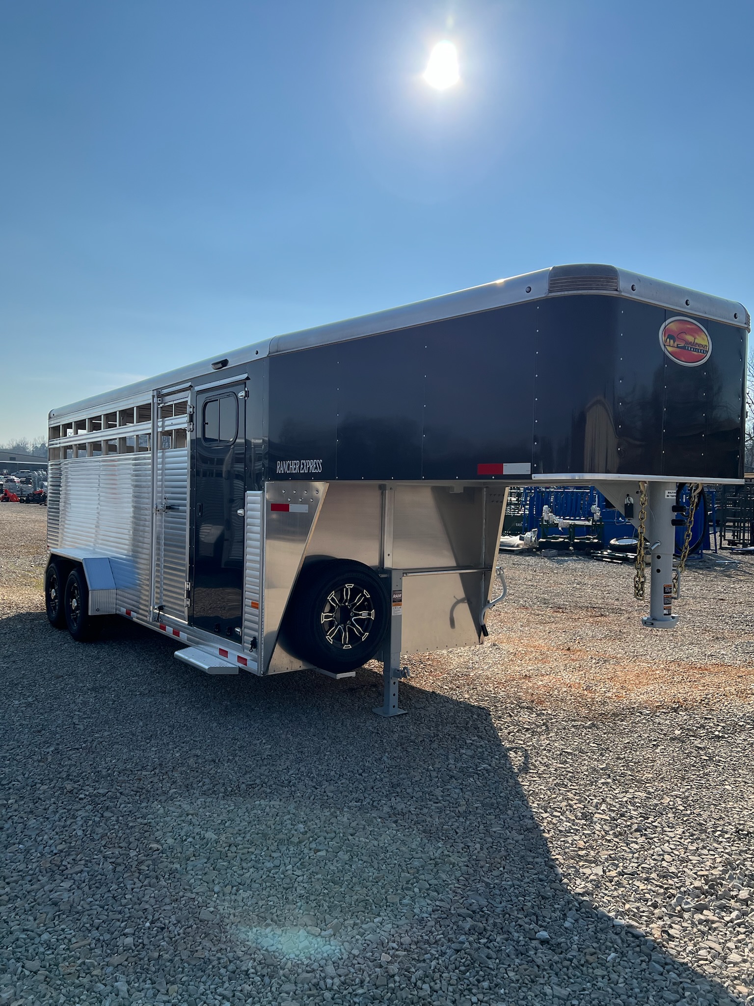 SUNDOWNER 20\' STOCK TRAILER WITH TACK ROOM