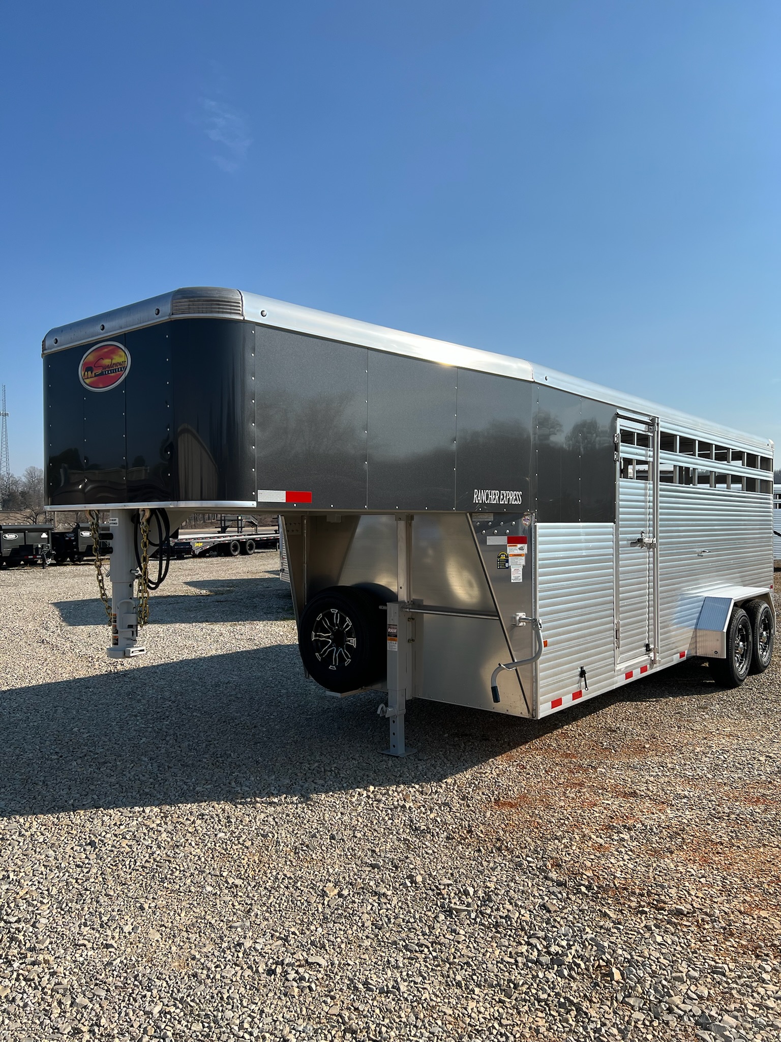 SUNDOWNER 20\' STOCK TRAILER WITH TACK ROOM