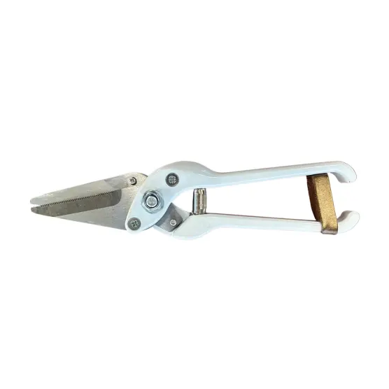SERRATED PROFESSIONAL FOOTROT SHEARS