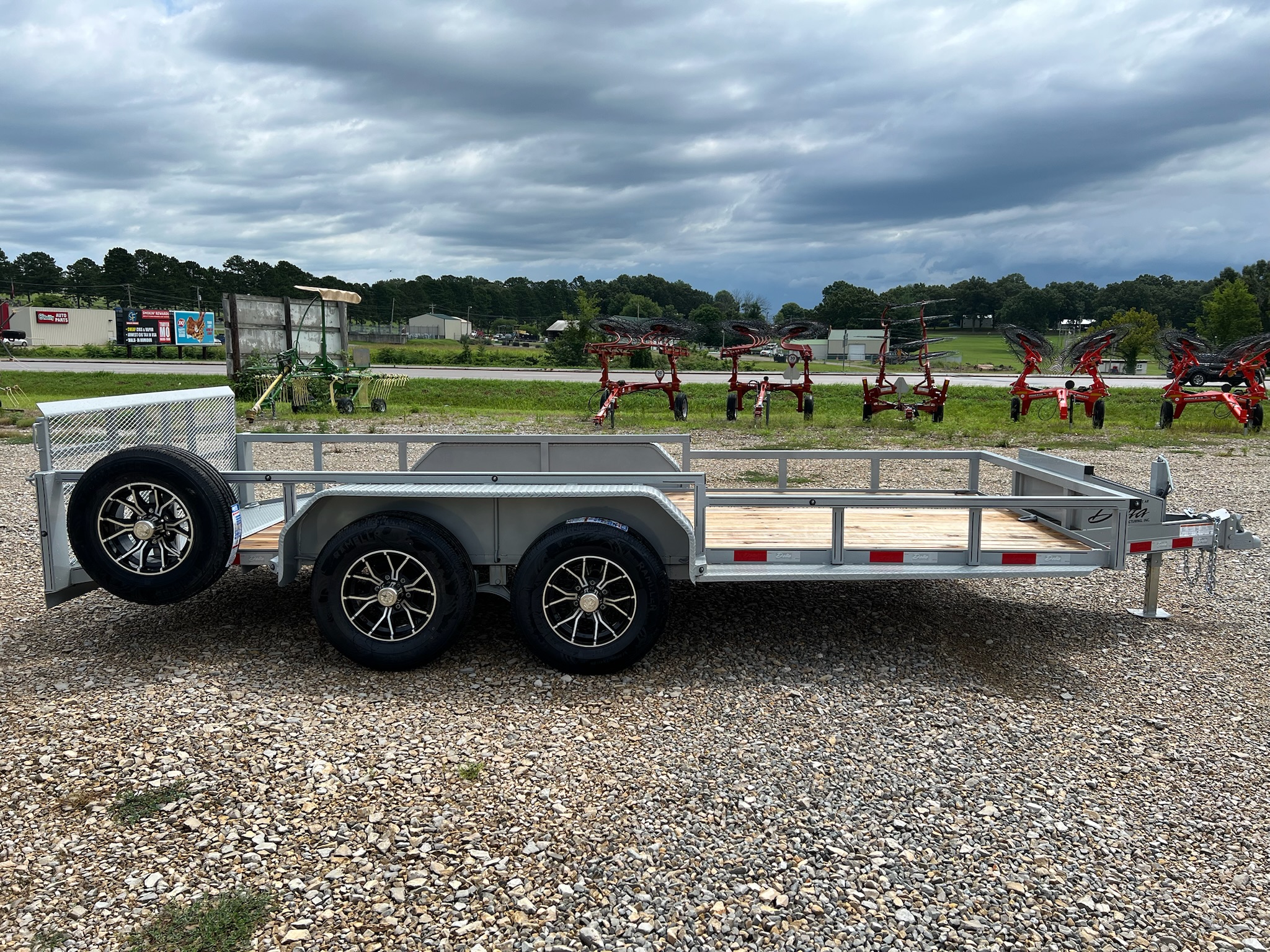 16" DELTA BUMPER PULL UTILITY TRAILER