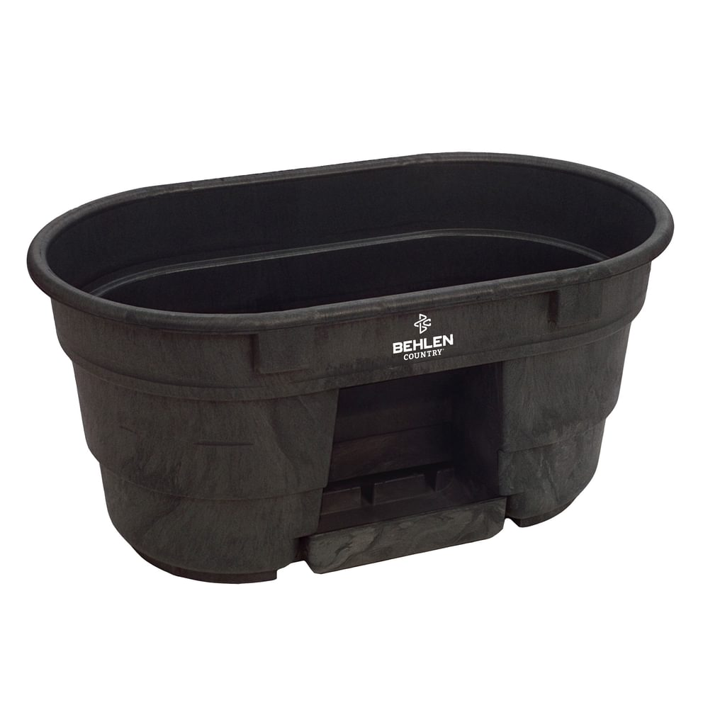 100 GALLON RIGID POLY TANK WITH DRINKER